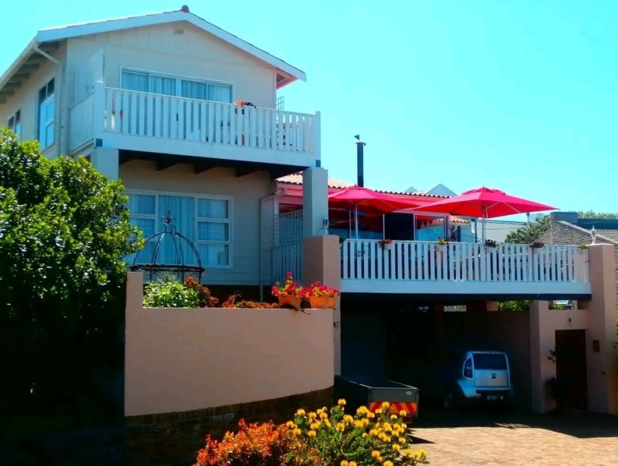 4 Bedroom Property for Sale in Vermont Western Cape
